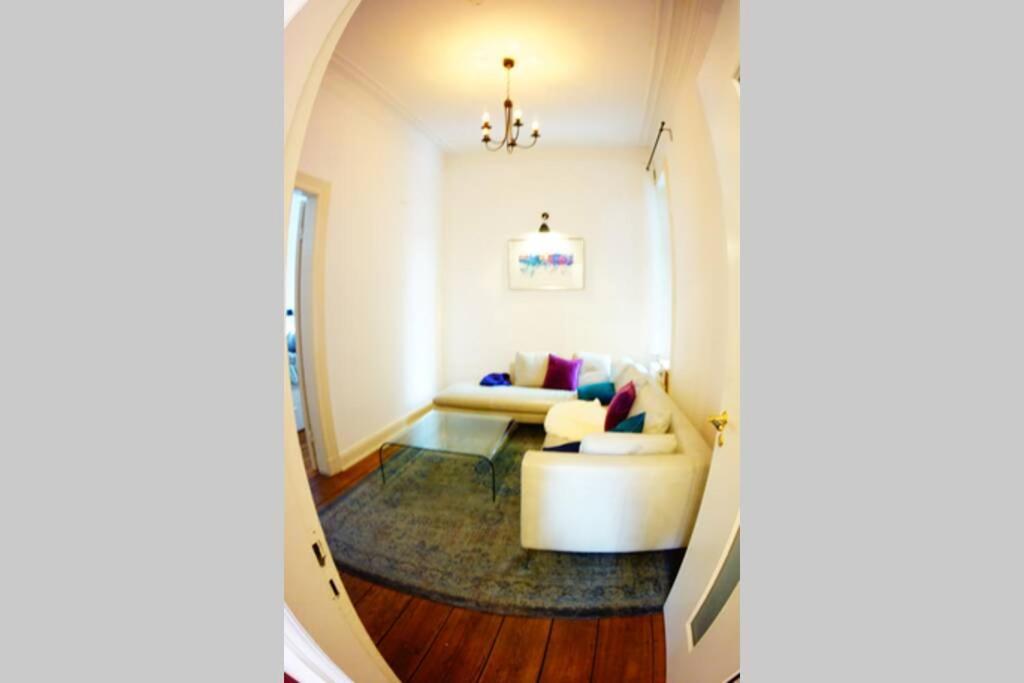 Grosszuegige Altbauwohnung In Bestlage 함브루크 외부 사진